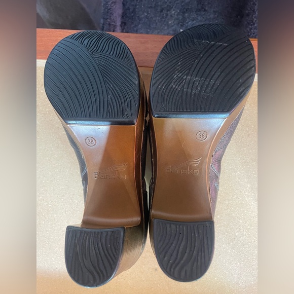 Dansko - Delphina Booties - Metallic Aged Bronze - Picture 8 of 10